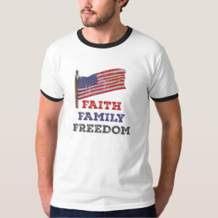Camiseta Liberdade personalizada da família