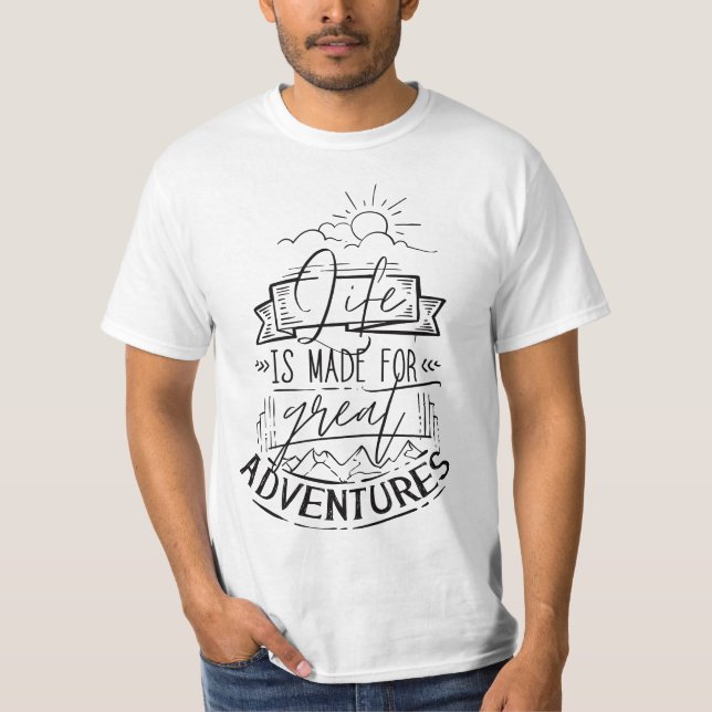 Camiseta life is made for great adventures (Frente)