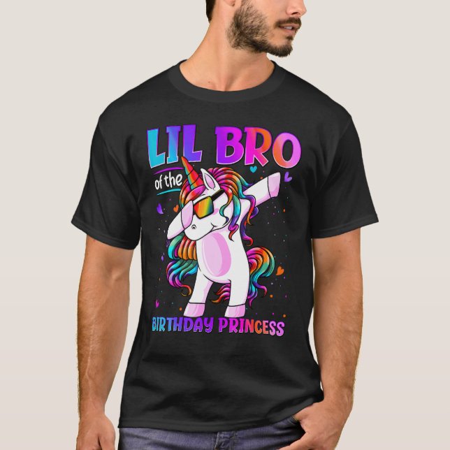 Camiseta Lil Bro Da Princesa Aniversário Dabbing Unicorn L (Frente)