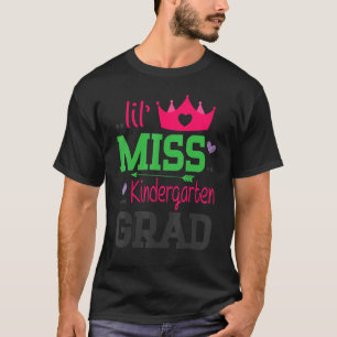 Camiseta Lil Miss Kindergarten Formando No Dia Passado Da E