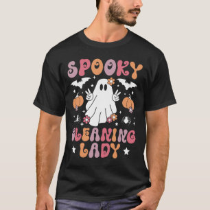 Camiseta Limpeza Spooky Lady Halloween Serviço de Casa Clea