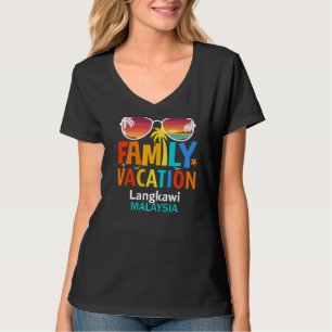 Camiseta Linda Família de Roupas Correspondentes na Ilha La