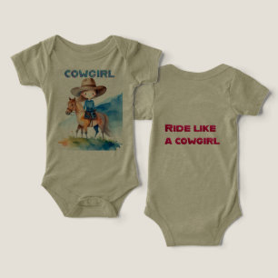 Camiseta Linda Garota Cowgirl Montando Cavalo Design Aquare