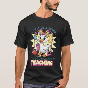 Camiseta Linda Menina Volta às Aulas ProfessoraPato Tolo Pr