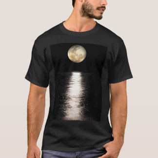 Camiseta Linda Reflexão Sobre O Lago De Lua Completo - Best