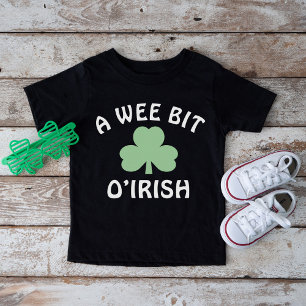 Camiseta Lindo Um Pouquinho De Verde Irlandês Dia De São Pa