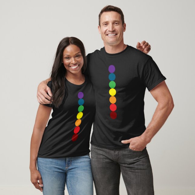 Camiseta line of rainbow circle chakra black  (Unissex)