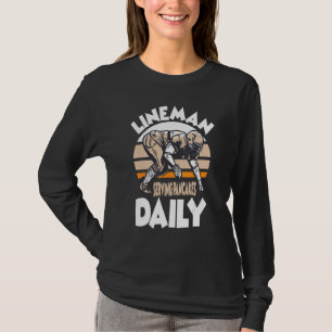 Camiseta Lineman Servindo a Ofensa Diária de Futebol de Pan