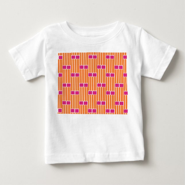Camiseta Linhas Laranja e Caixas Rosa (Frente)