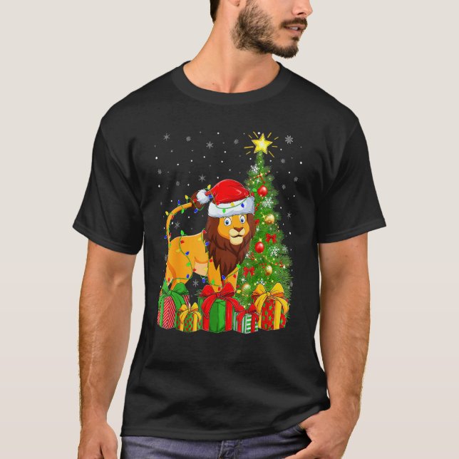 Camiseta Lion Lighting Xmas Tree Santa Hon Natal (Frente)