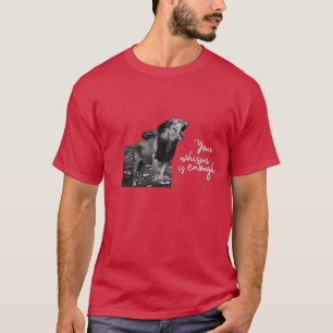Camiseta "Lion Rar Tee - 'Seu Sussurro é Suficiente'"