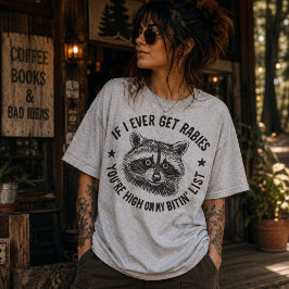 Camiseta Lista de mordidas de guaxinim com raiva engraçada