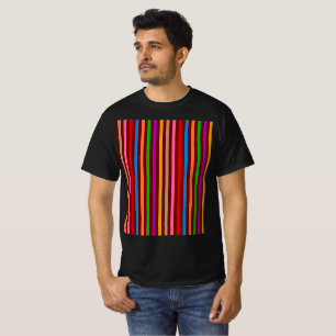 Camiseta Listras Coloridas Em Vermelho Design De Padrão