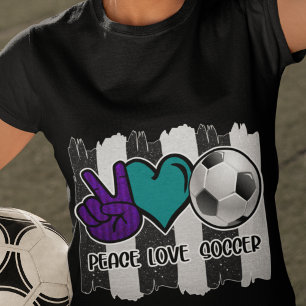 Camiseta Listras Pretas e Brancas Paz Amor Futebol