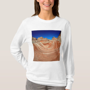 Camiseta Listras vermelhas, bege e amarelas ao vento e