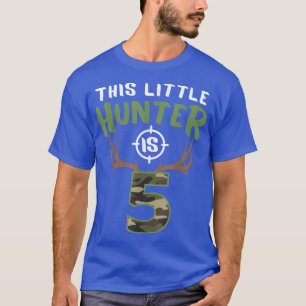 Camiseta Little Hunter É 5 Garotos De Aniversário 5