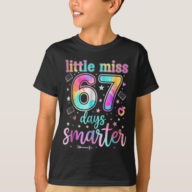 Camiseta Little Miss 67 Days Smarter 67 Days Of School Six  (Frente)