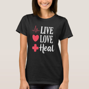 Camiseta Live Love Heat Veterinary Assistant Veterinarian A