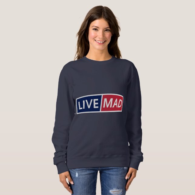 Camiseta LIVE MAD – Bold Minimal Modern Typography Style B (Frente Completa)
