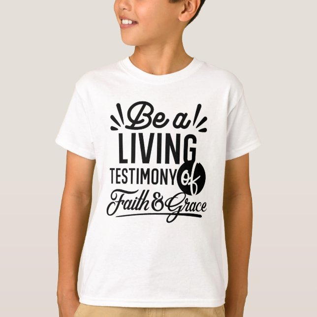 Camiseta Living Testimony Bible Quote Christian Motivation (Frente)