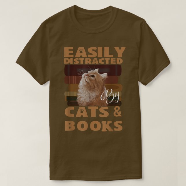 Camiseta Livremente Distraído Por Gatos E Livros Livro De G (Frente do Design)