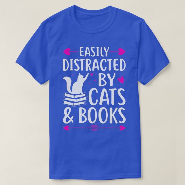 Camiseta Livremente Distraído Por Gatos E LivrosLivro De Ga (Frente do Design)