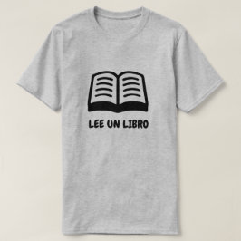 Camiseta livro aberto e texto em espanhol: Lee un libro