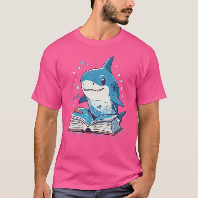 Camiseta Livro de Leitura de Tubarões Leitor Marítimo do Oc (Frente)
