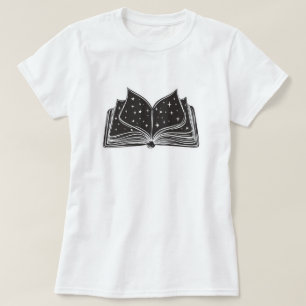 Camiseta Livro Mágico Aberto – Estrelas e Magia