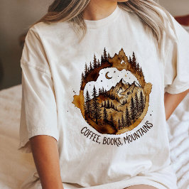 Camiseta Livros de Café Montanhas Floresta Noite Arte