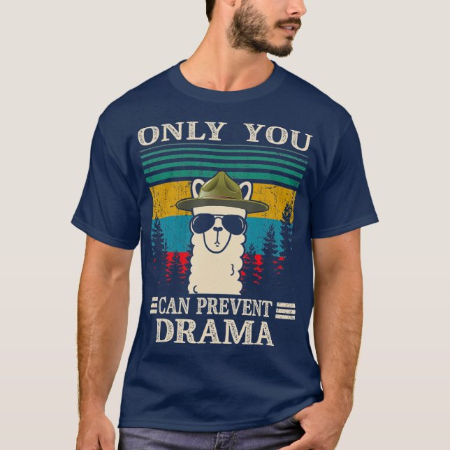 Camiseta Llama acampando apenas você pode evitar presentes  (Frente)