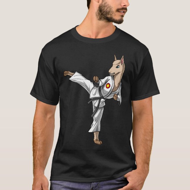 Camiseta Llama Karatê (Frente)