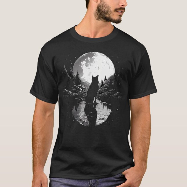 Camiseta Lobo Olhando a Lua no Rio para Lobos Amantes (Frente)