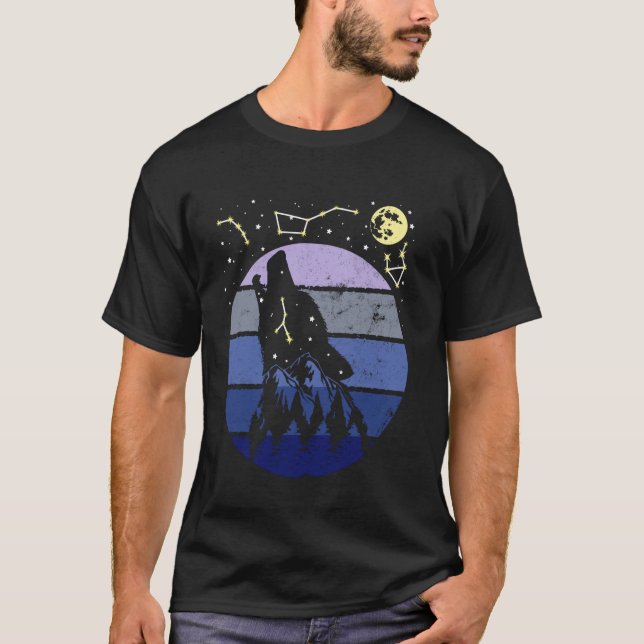 Camiseta Lobo Uivando para a Lua e Estrelas (Frente)