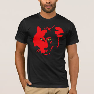 Camiseta Lobo vermelho no T preto