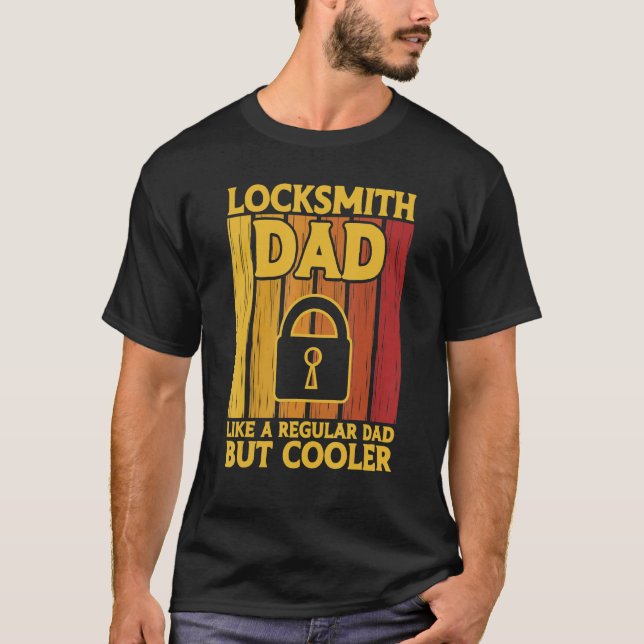Camiseta Locksmith Lockpicking Cotação de Funcionário (Frente)