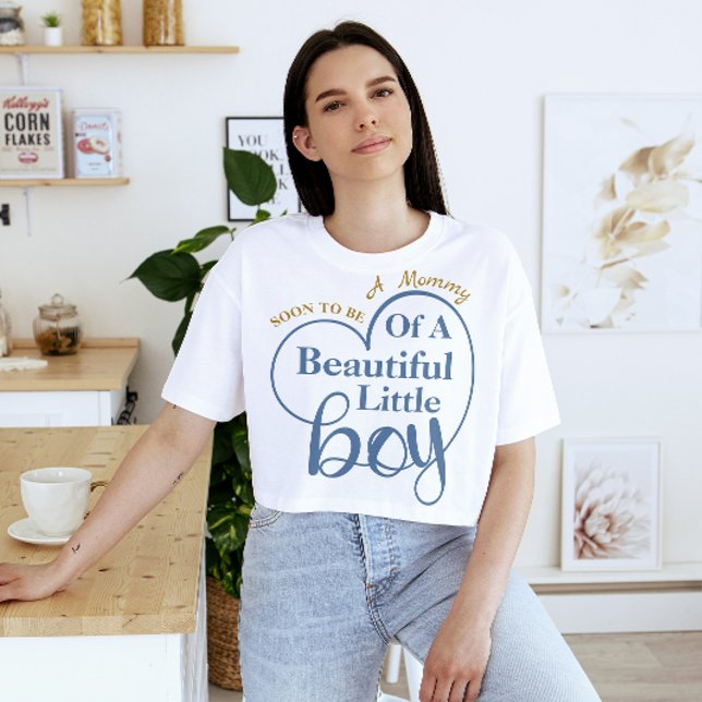 Camiseta Logo ser uma Mamãe de um menino bonito (soon to be a mommy of a beautiful little boy mother to be gift ideas)