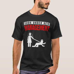 Camiseta Logo Sob Nova Administração Fria Festa de Solteiro