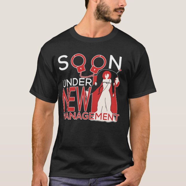 Camiseta Logo Sob Nova Administração  Noivo  Festa de Despe (Frente)