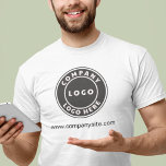 Camiseta Logotipo comercial e personalização do funcionário<br><div class="desc">Adicione o logotipo da sua empresa e a identidade de marca a esta camisa e ao seu endereço ou slogan do site clicando no botão "Personalizar". Estas t-shirts com marca podem anunciar a sua empresa à medida que os funcionários as vestem e dobram como um pano corporativo. Disponível em outras...</div>