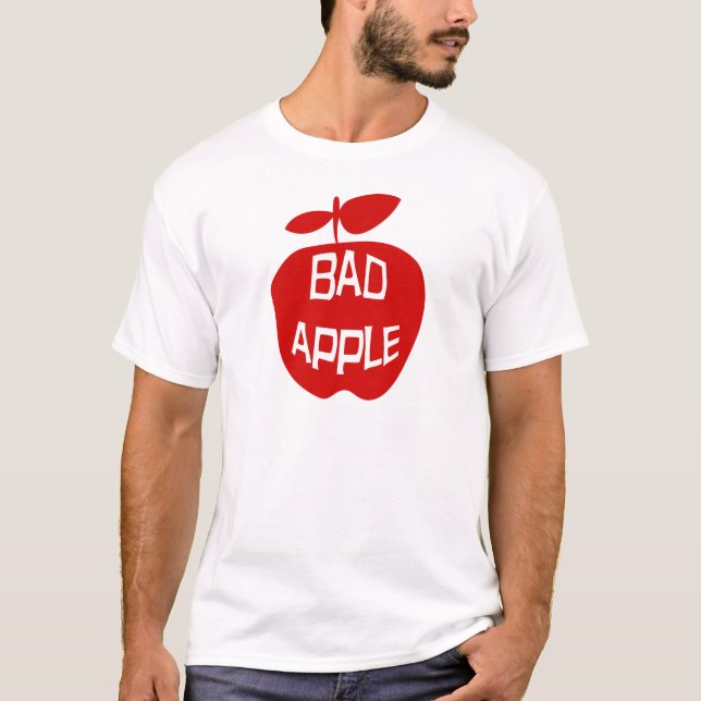 Camiseta Logotipo de Fruta Vermelha Mau Cheky com Maçã (Frente)
