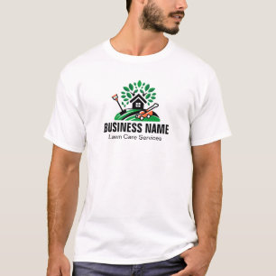 Camiseta Logotipo de Paisagem Verde Casa Árvore Cortador de