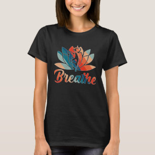 Camiseta Lotus Flower Yoga Respira Meditação Paz Amor W