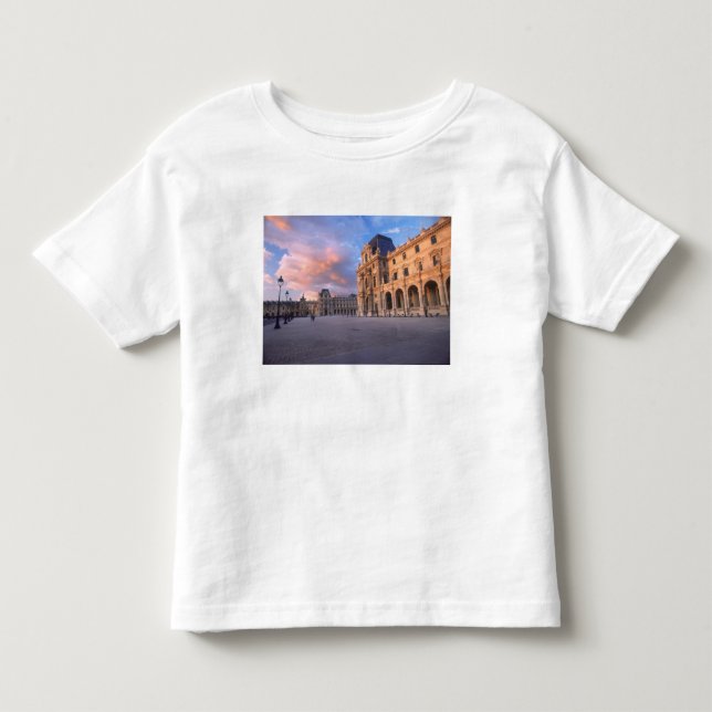 Camiseta Louvre, Paris, França (Frente)