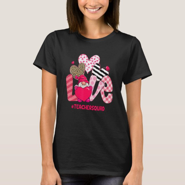 Camiseta Love Gnome Teacher Squad Leopard Heart Valen Feliz (Frente)