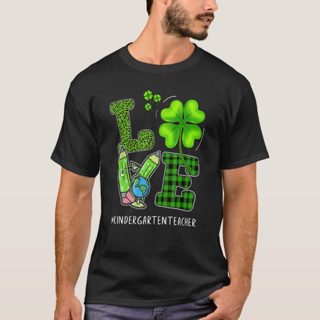 Camiseta LOVE Kindergarten Professor Shamrock Leopard Rua P (Frente)