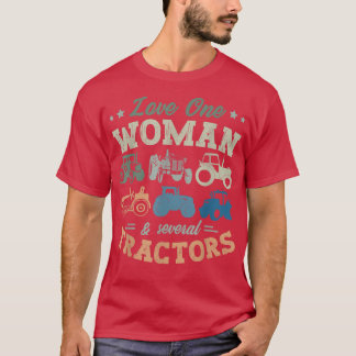 Camiseta Love One Woman And Several Tractors Farmer Agricul
