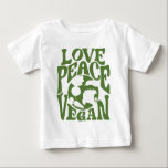 Camiseta Love Peace Vegan Slogan Vegetarian Funny<br><div class="desc">Esta design é para vegetarianos movidos por plantas que sabem que animais são amigos, não comidas. Esta design de Vegan do Peace Love também está disponível em diferentes produtos, incluindo adesivos, canecas, t-shirts, capas de telefone, veja abaixo! Para comprar deste design, escolha seu produto favorito, clique em adicionar e fazer...</div>