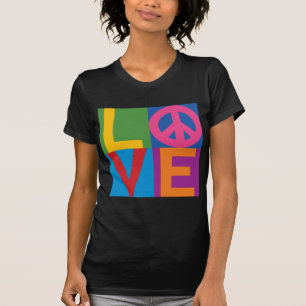 Camiseta LOVE Preto a Cor