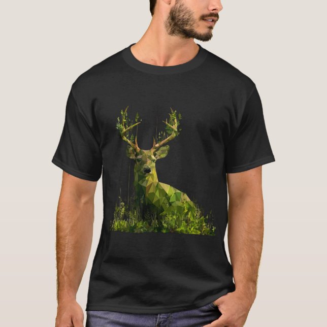 Camiseta Low-Poly Green Deer — Geometric Forest Wildlife (Frente)